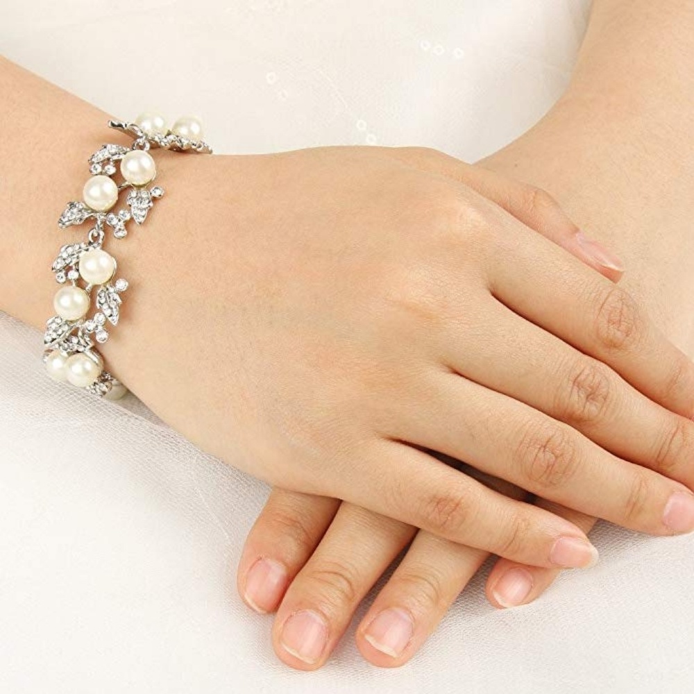 EverFaith Bridal Silver Pearl Flower Leaf Bracelet